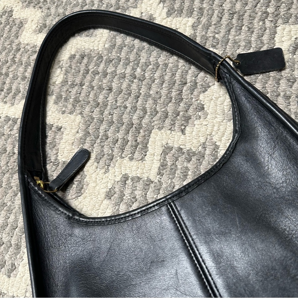 Coach Vintage Pocket Zip Bag 9033 in Black Genuine Leather - Picture 8 of 16